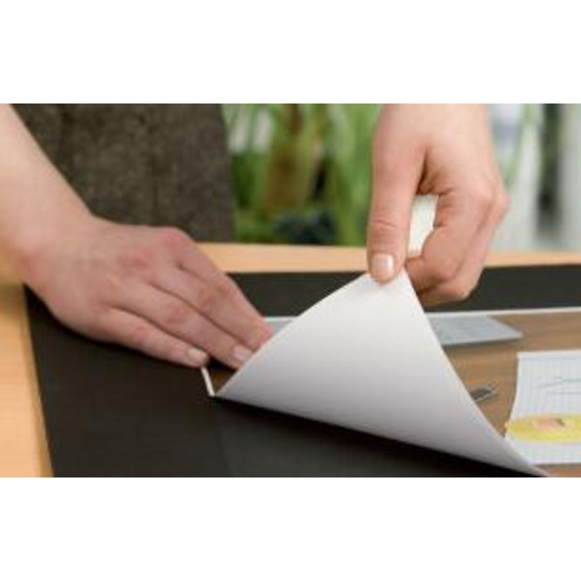 SPRÜHKLEBER / SPRÜHPRIMER 500 ml / Dose.